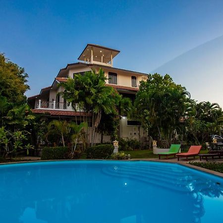Brodie Rawai Resort Nai Harn Екстериор снимка
