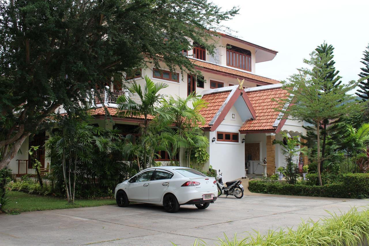 Brodie Rawai Resort Nai Harn Екстериор снимка